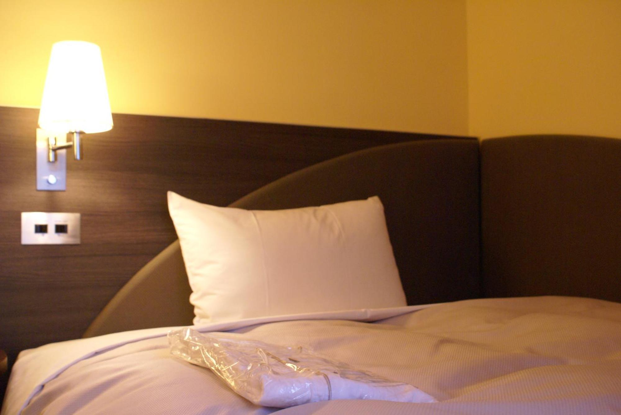 Ginza Grand Hotel Токио Стая снимка